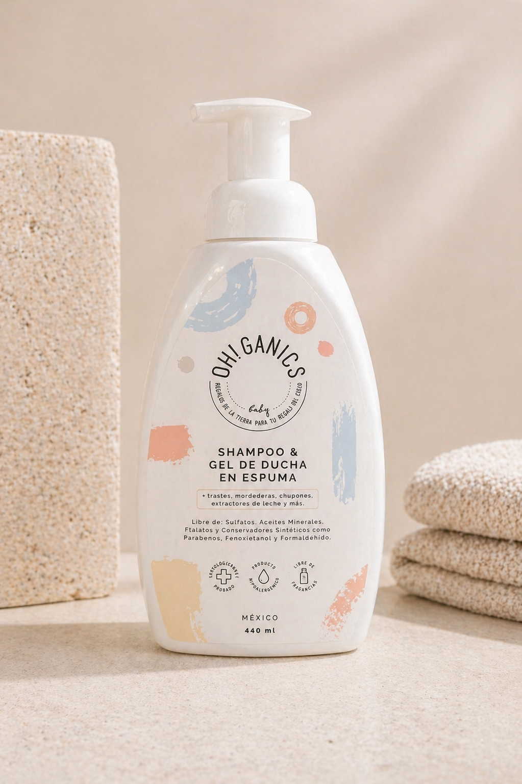 Shampoo y gel de ducha en espuma — 440 ml
